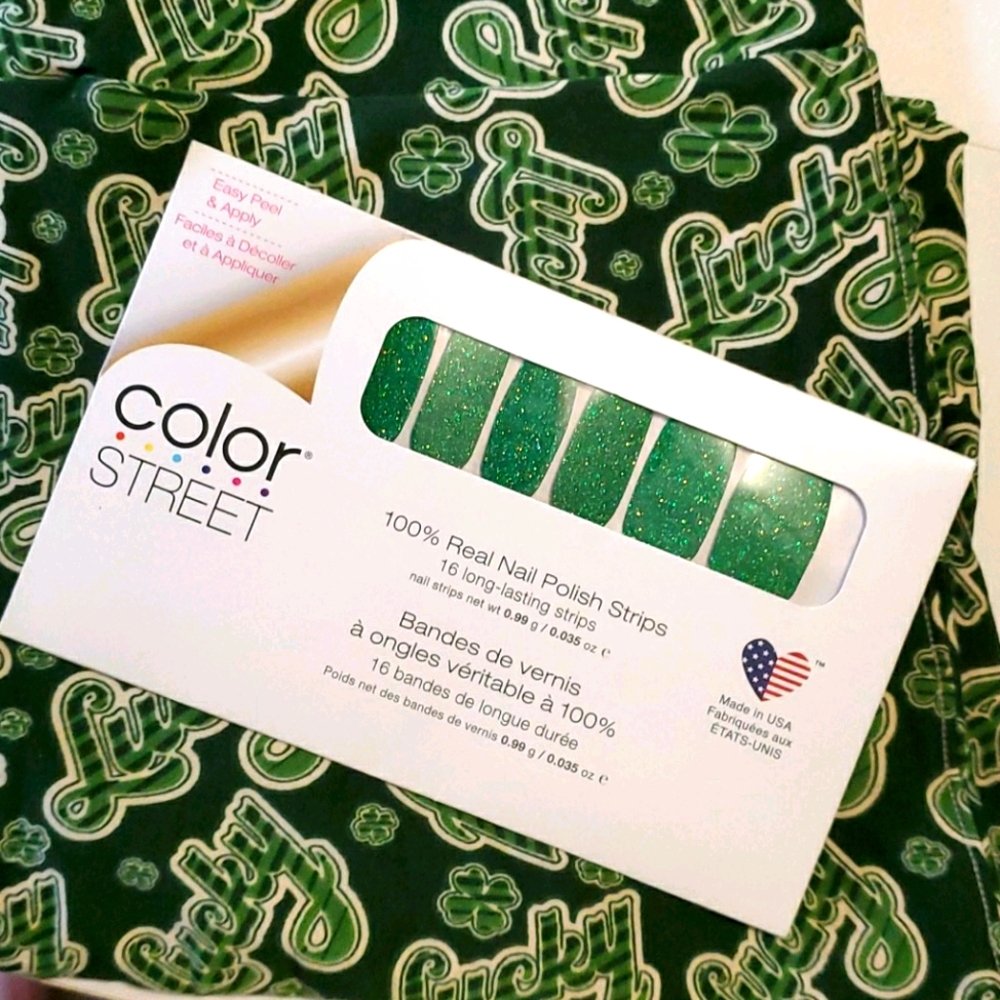 Lucky leggings and Queen of Green